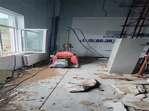 白云矿区地基基础下沉墙体裂缝加固注浆顶升施工